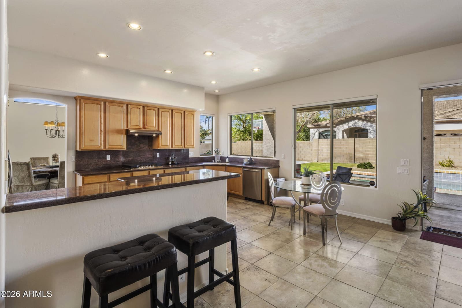 320 E MARYLAND Avenue, Phoenix, AZ 85012 — photo 13 of 41
