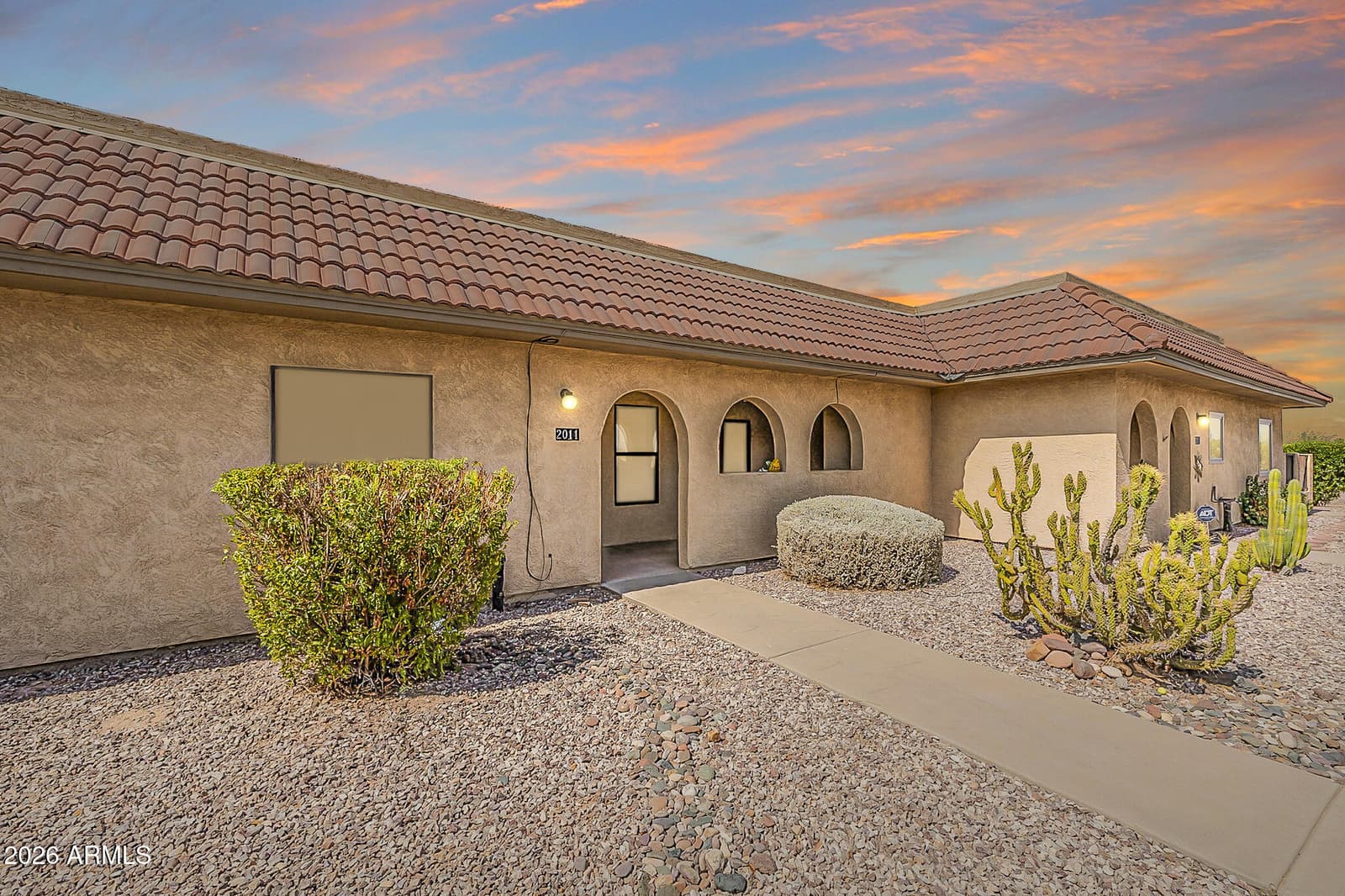 2011 S CLUBHOUSE Drive, Casa Grande, AZ 85194