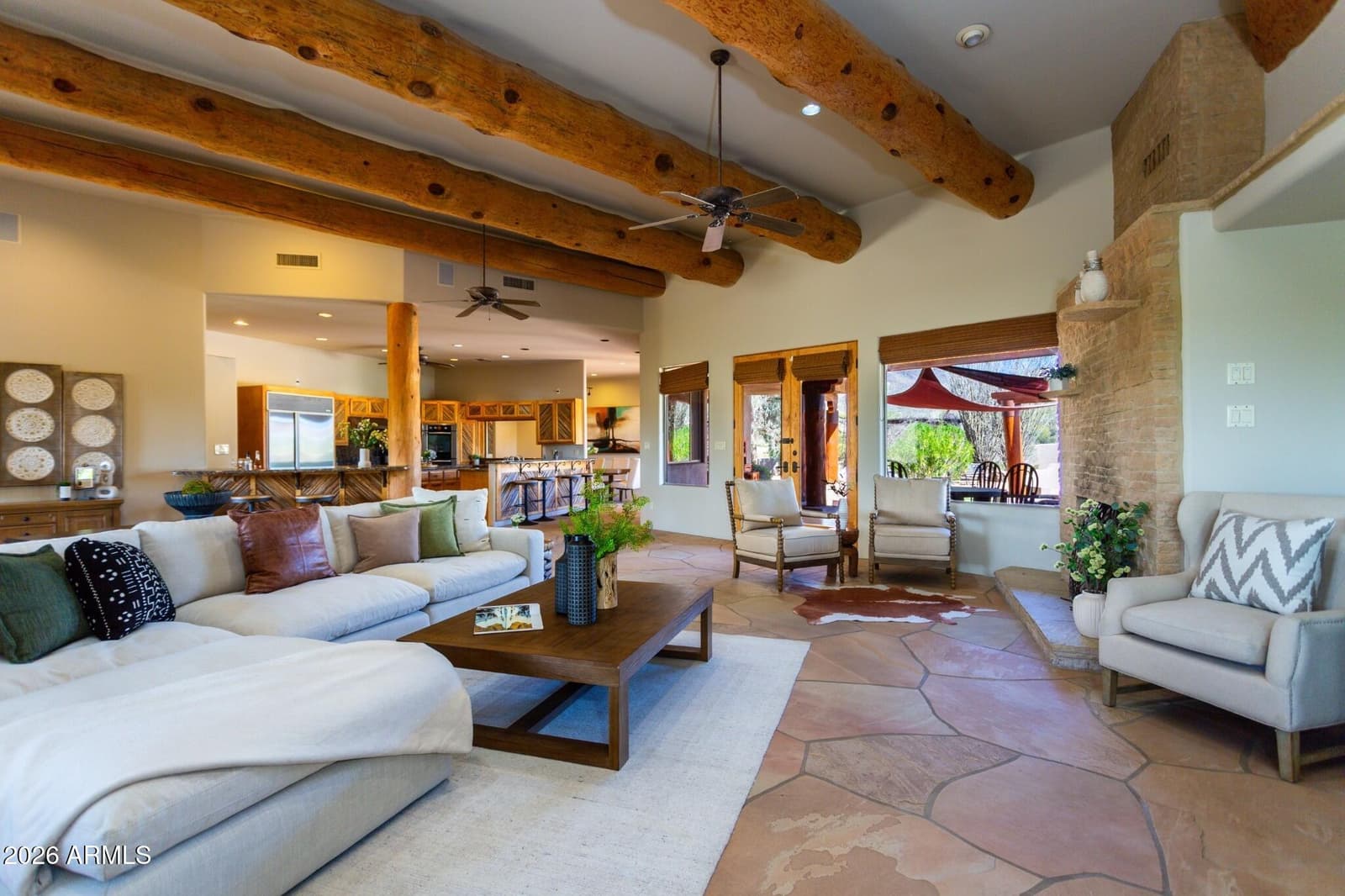 40777 N ECHO CANYON Drive, Cave Creek, AZ 85331 — photo 10 of 94