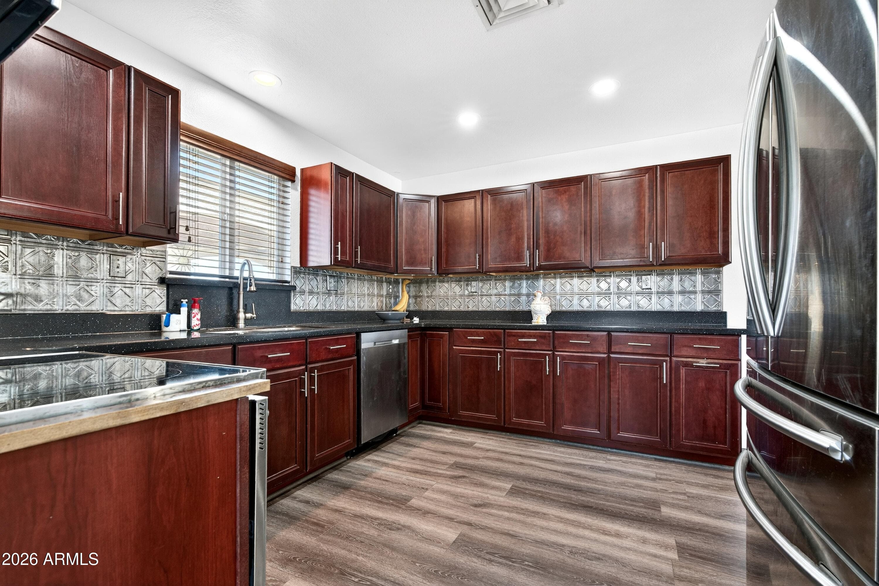 50530 W MOCKINGBIRD Lane, Maricopa, AZ 85139 — photo 5 of 45