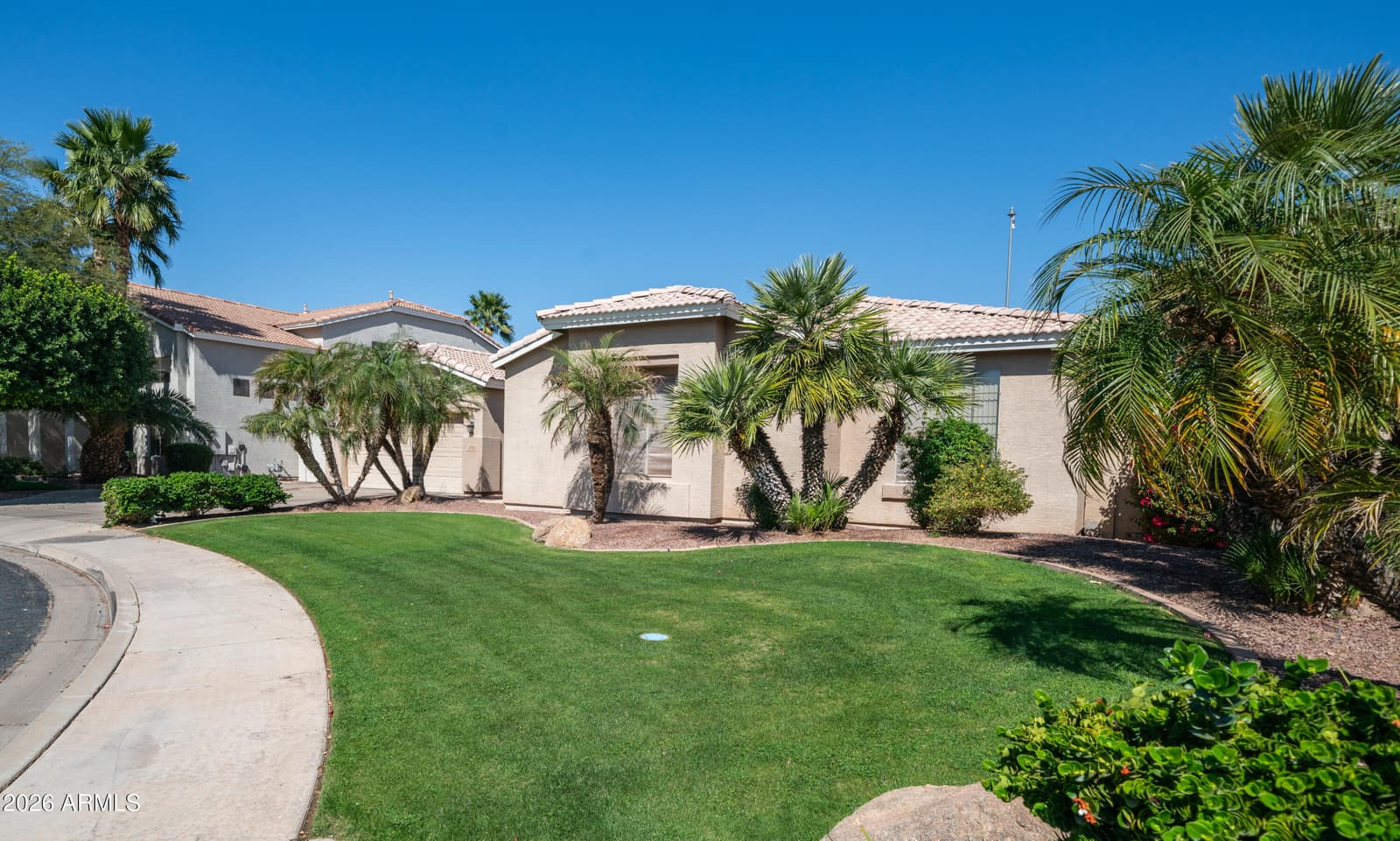 2002 W HAWKEN Way, Chandler, AZ 85286 — photo 2 of 39