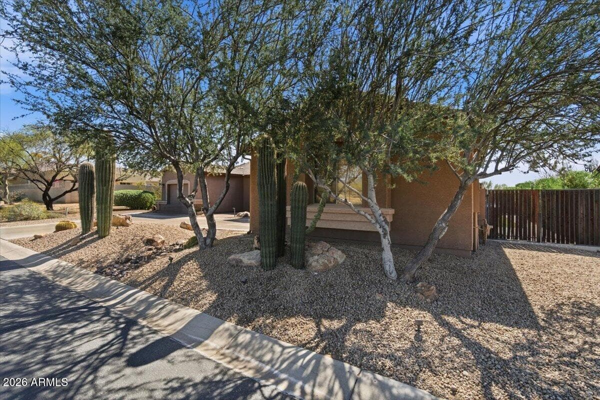 4429 E HAPPY COYOTE Trail, Cave Creek, AZ 85331 — photo 4 of 57