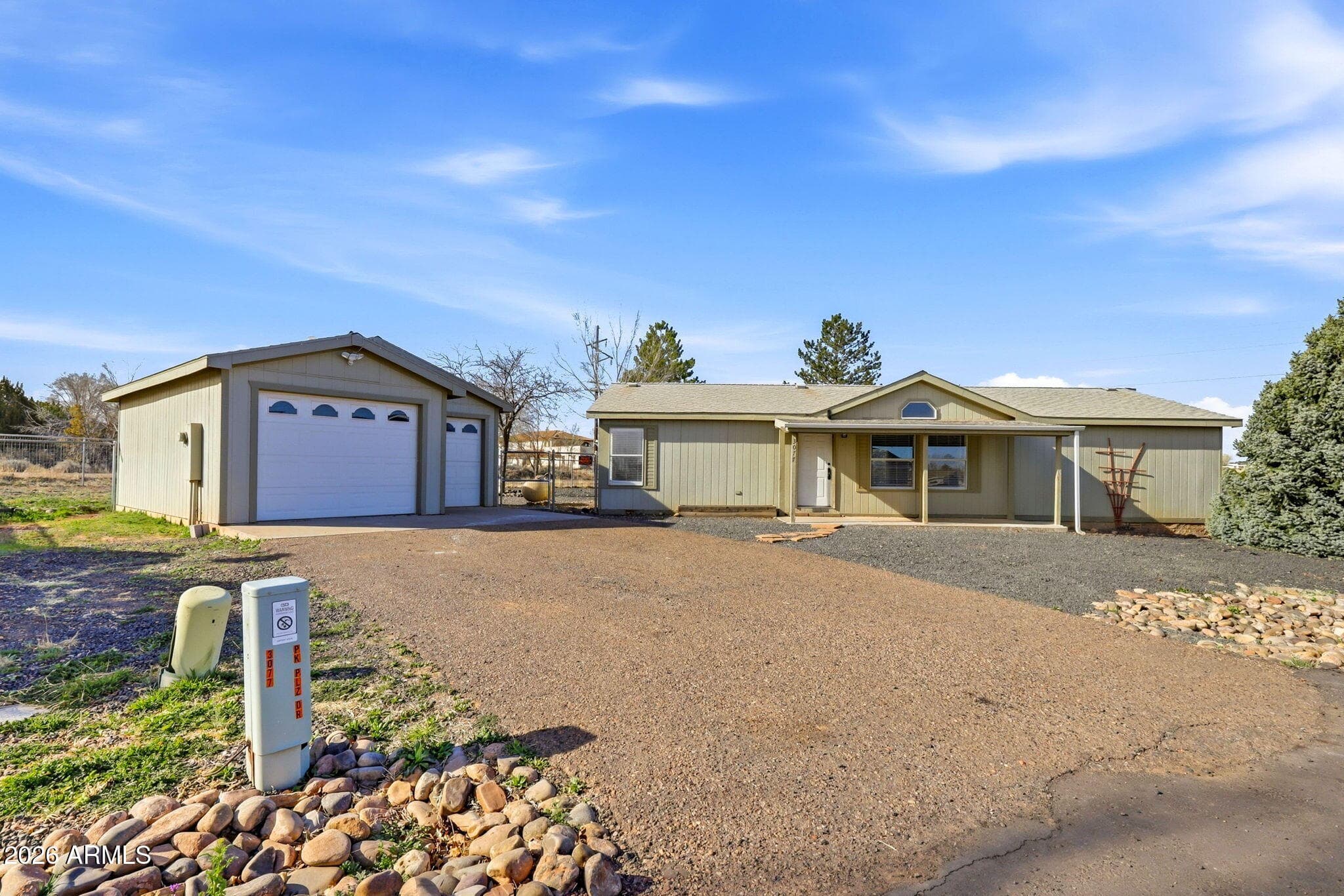 3077 W PARK PLAZA Drive, Snowflake, AZ 85937 — photo 1 of 33