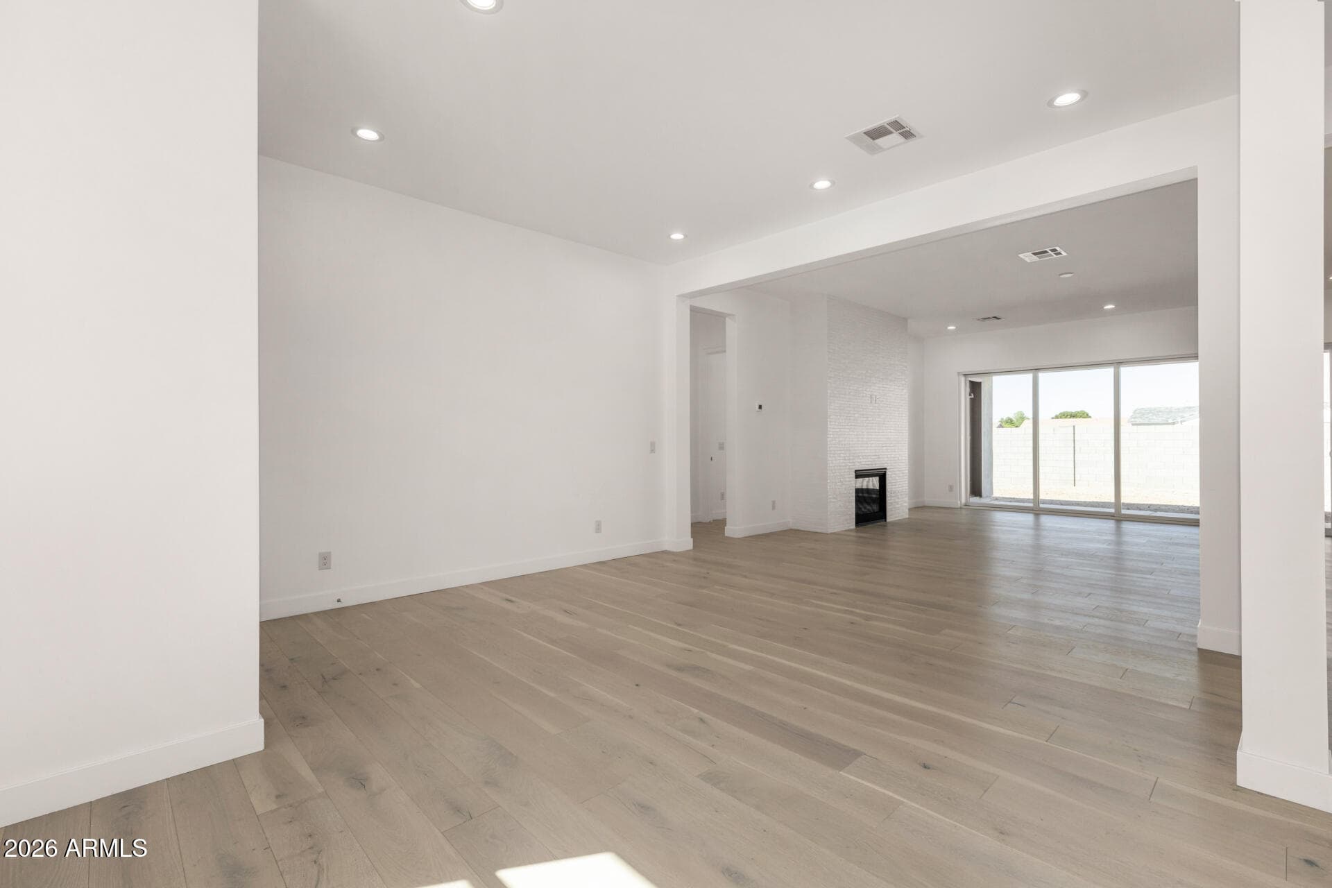 6460 E OMEGA Circle, Mesa, AZ 85215 — photo 14 of 64