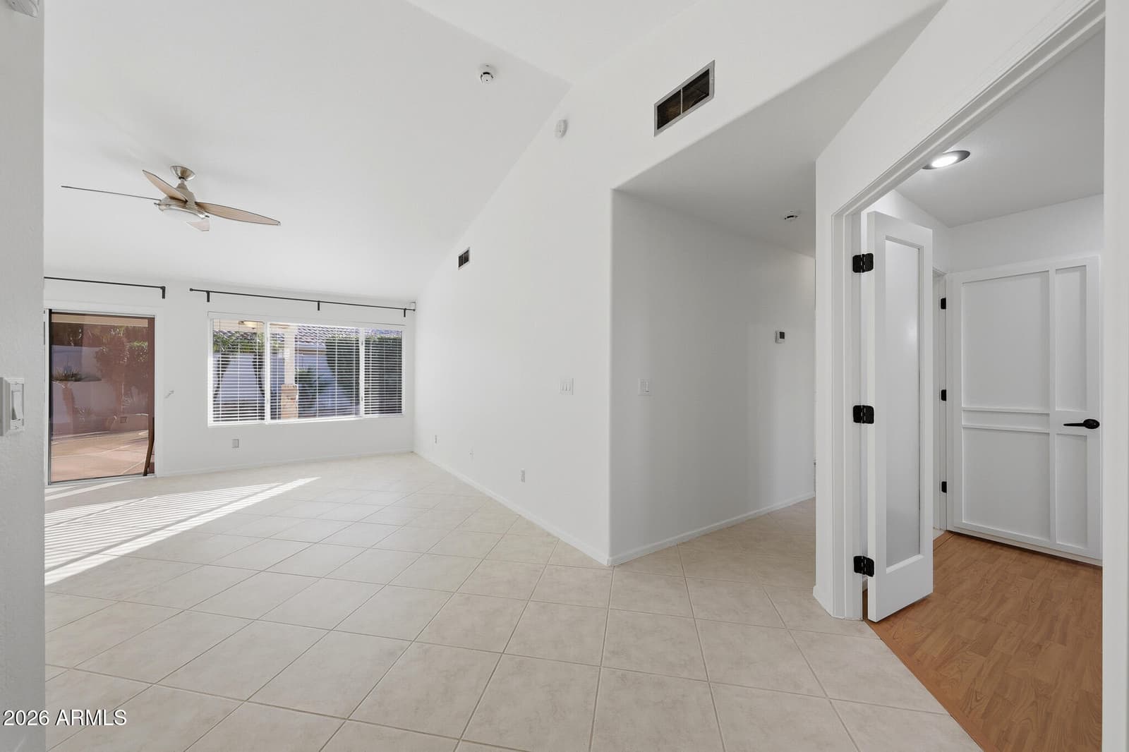 190 S LONGMORE Street, Chandler, AZ 85224 — photo 10 of 32