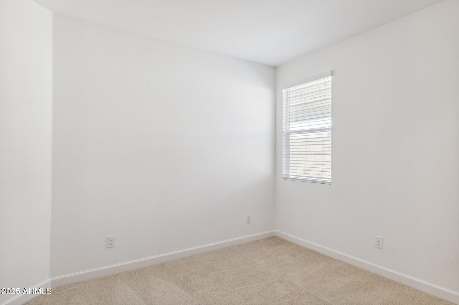 27365 N 69TH Lane, Peoria, AZ 85383 — photo 14 of 31