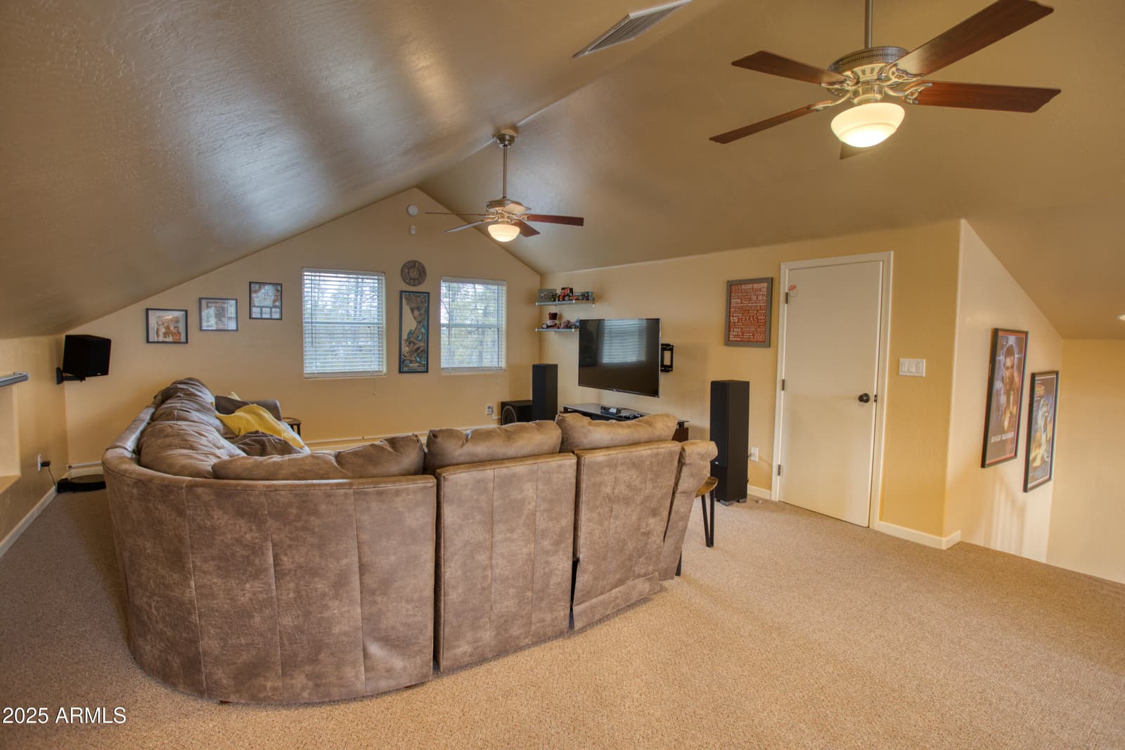 2745 S HIDDEN OAKS Drive, Show Low, AZ 85901 — photo 18 of 45