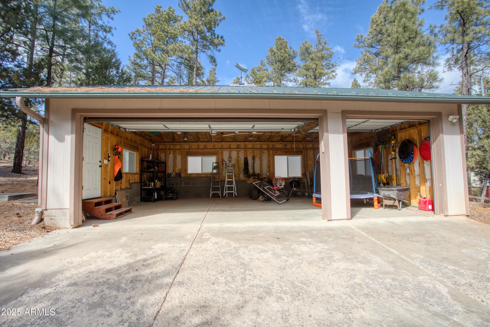 2745 S HIDDEN OAKS Drive, Show Low, AZ 85901 — photo 37 of 45
