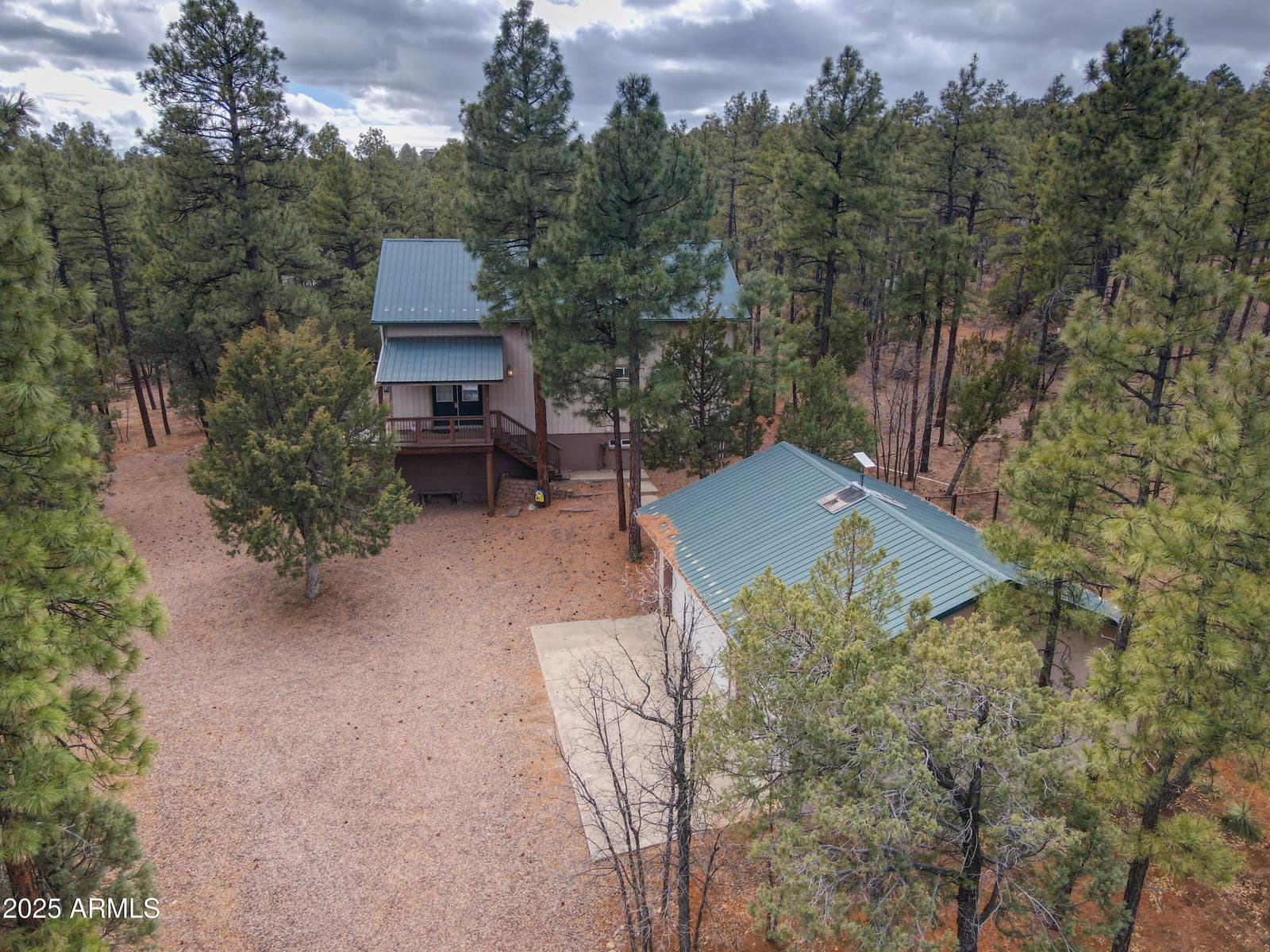 2745 S HIDDEN OAKS Drive, Show Low, AZ 85901 — photo 39 of 45