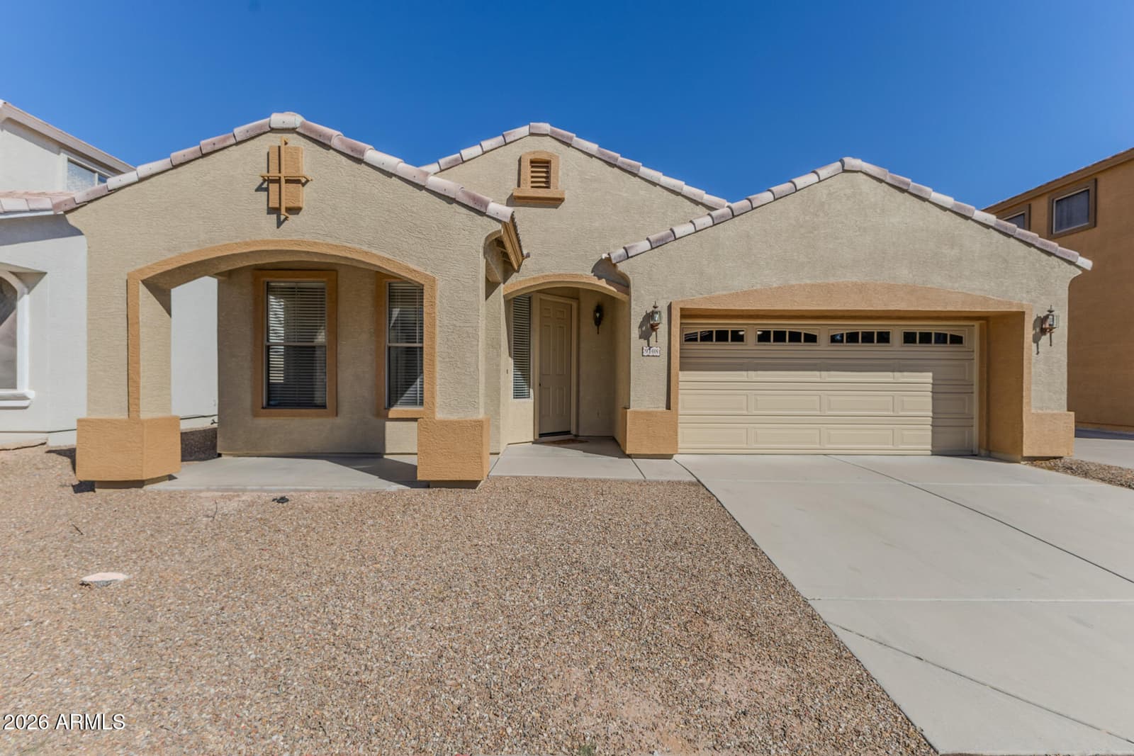 9108 E GABLE Avenue, Mesa, AZ 85209 — photo 2 of 31