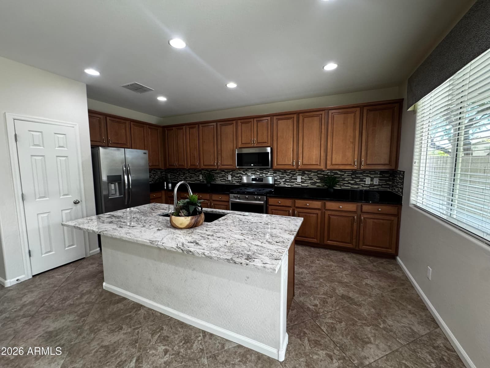 20849 W GLEN Street, Buckeye, AZ 85396 — photo 3 of 37