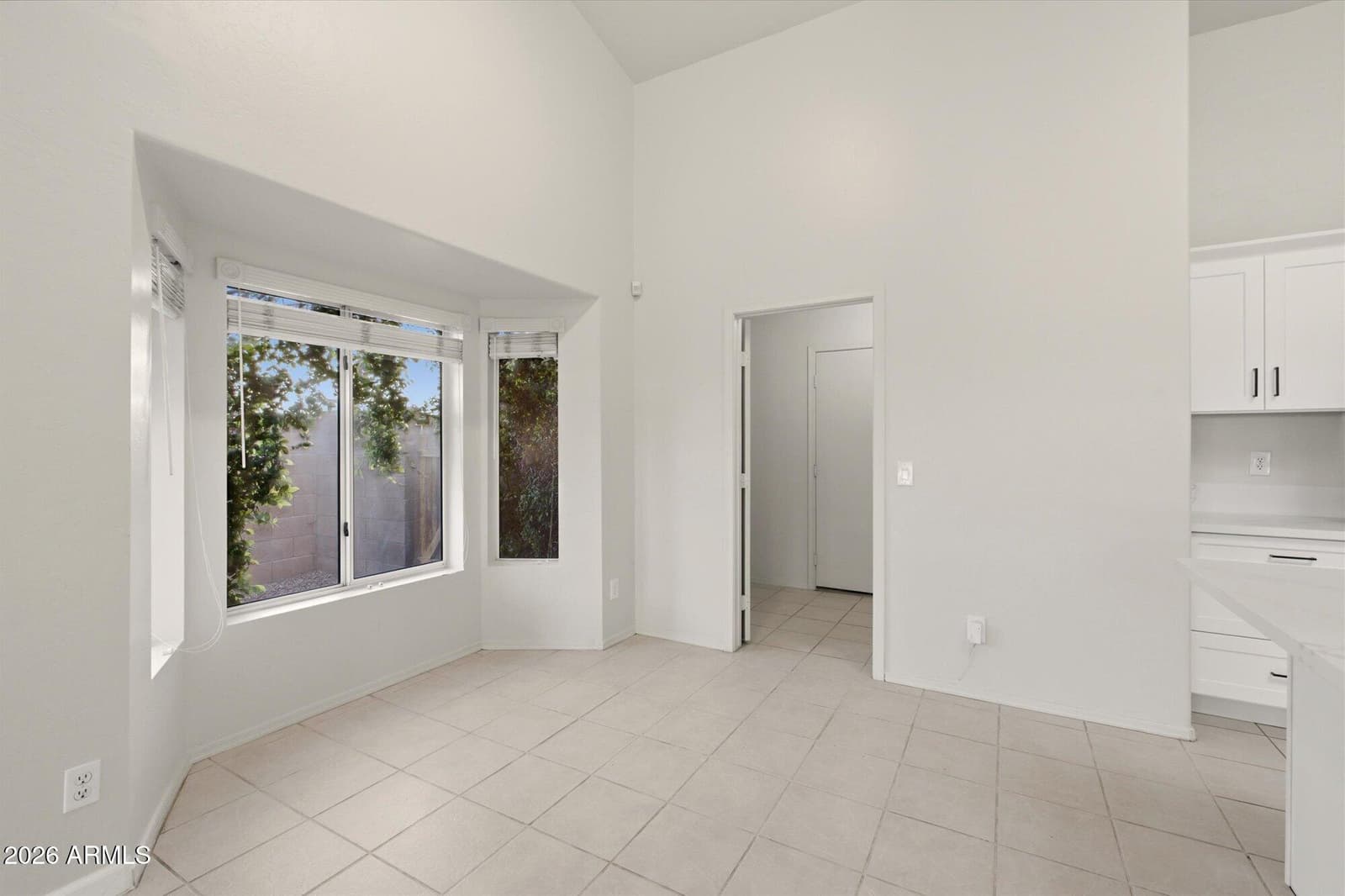 814 E Stanford Avenue, Gilbert, AZ 85234 — photo 8 of 38