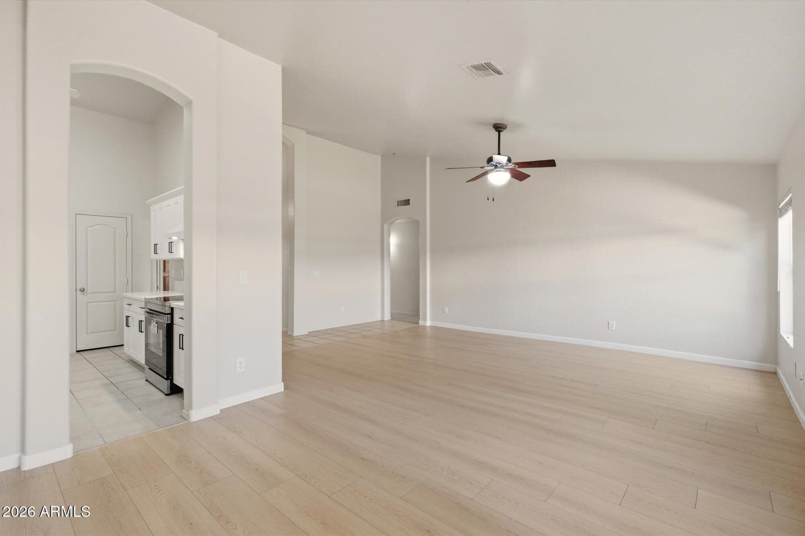 814 E Stanford Avenue, Gilbert, AZ 85234 — photo 13 of 38