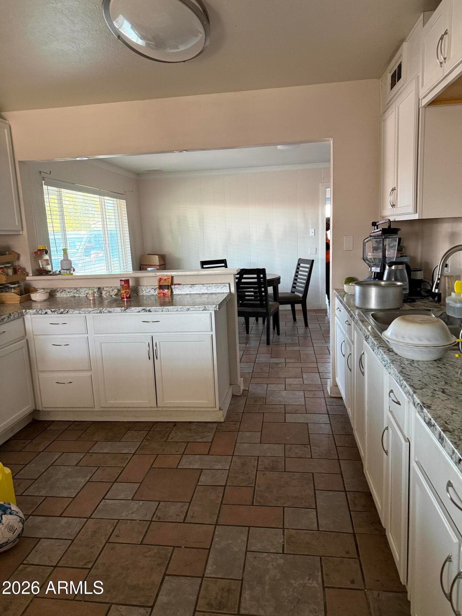 3725 W KEIM Drive, Phoenix, AZ 85019 — photo 5 of 18