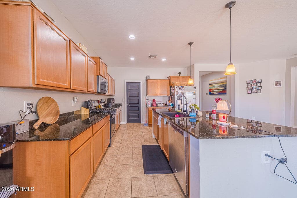 771 W CARLSBAD Drive, San Tan Valley, AZ 85140 — photo 8 of 16