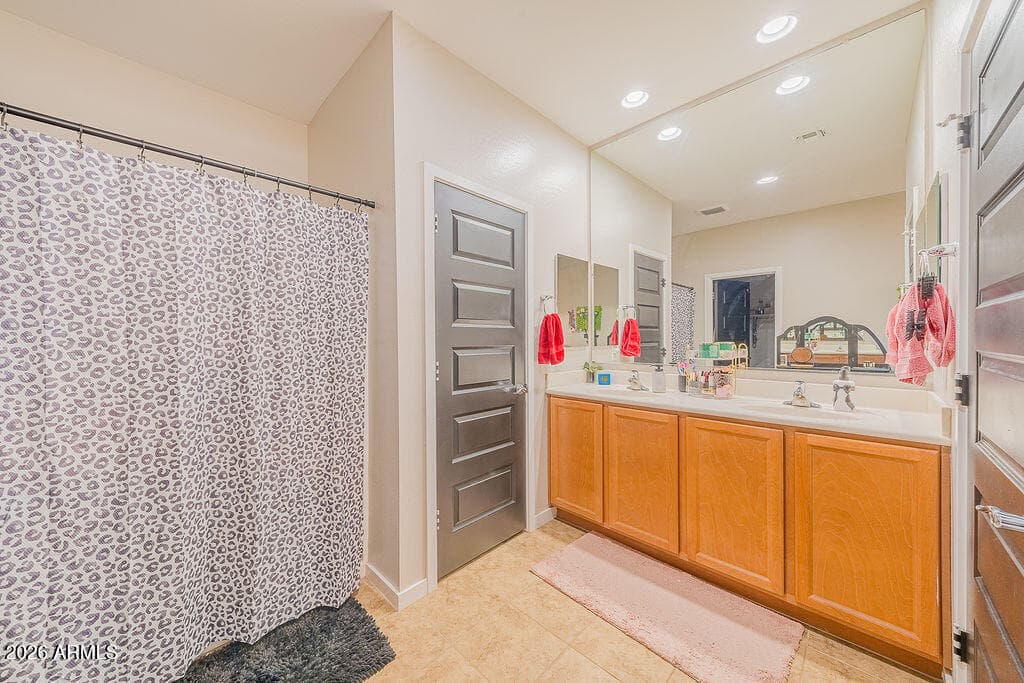 771 W CARLSBAD Drive, San Tan Valley, AZ 85140 — photo 10 of 16