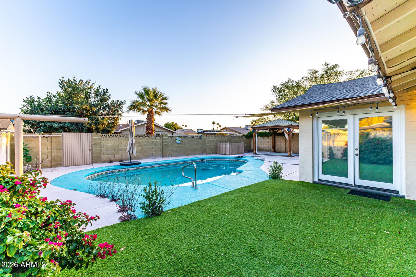 2537 E LA JOLLA Drive, Tempe, AZ 85282 — photo 3 of 39