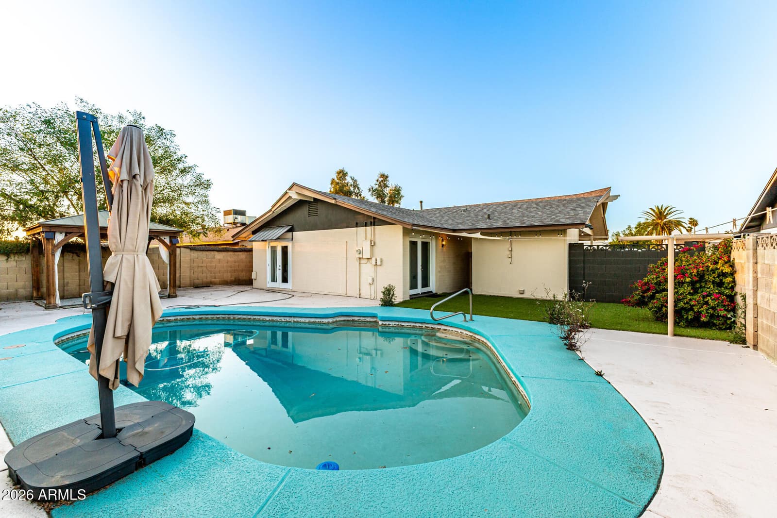 2537 E LA JOLLA Drive, Tempe, AZ 85282 — photo 37 of 39