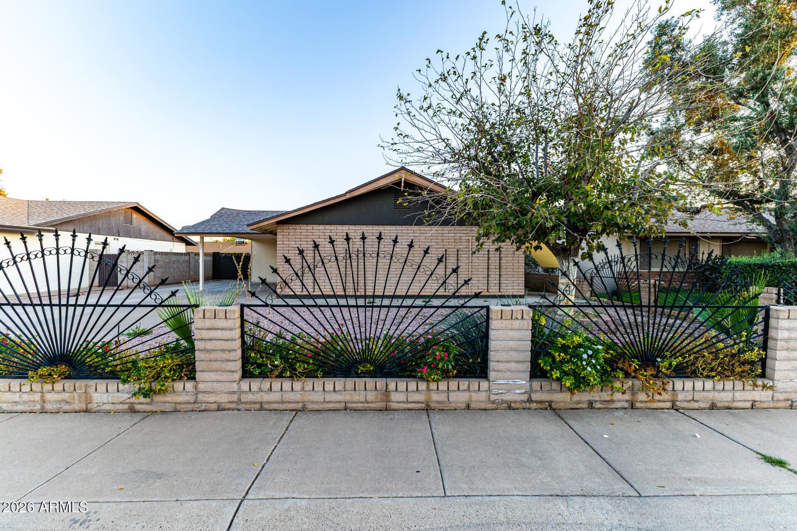 2537 E LA JOLLA Drive, Tempe, AZ 85282 — photo 39 of 39