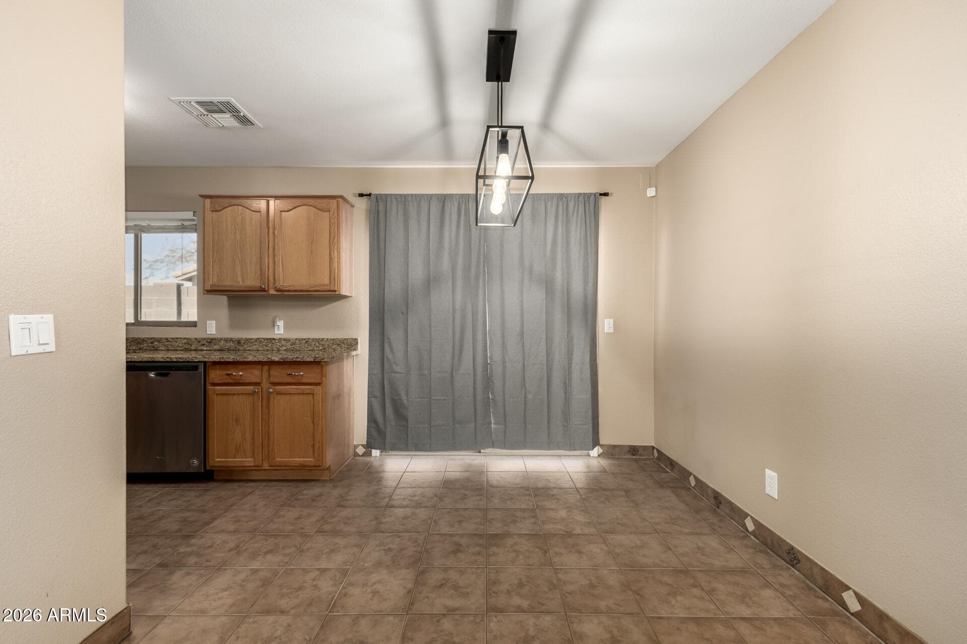 22 W INGRAM Street, Mesa, AZ 85201 — photo 6 of 26
