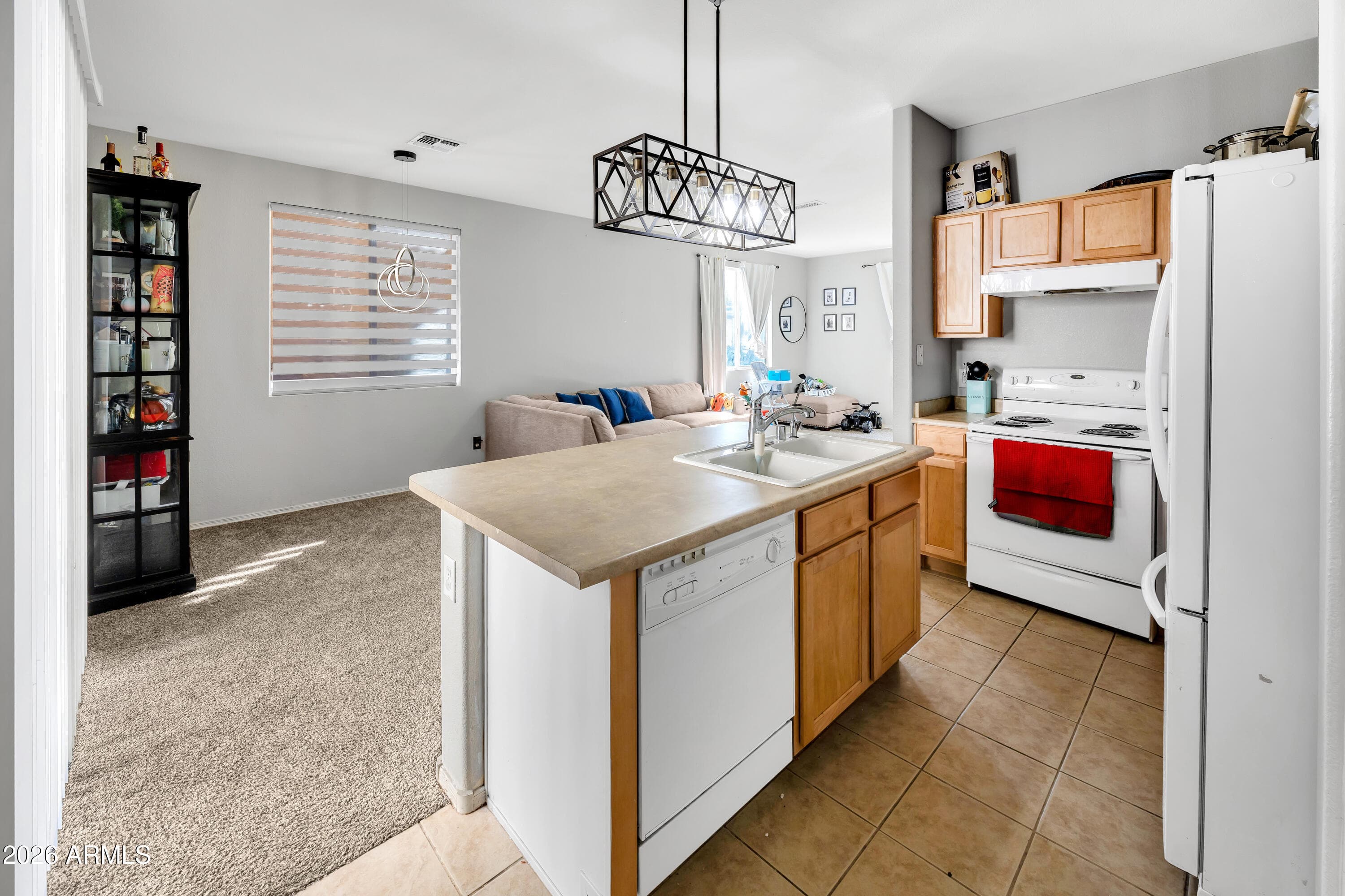 1430 E ROMLEY Avenue, Phoenix, AZ 85040 — photo 12 of 24