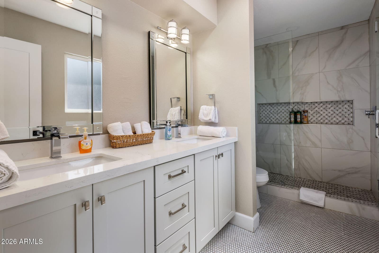 5839 E VOLTAIRE Avenue, Scottsdale, AZ 85254 — photo 15 of 44