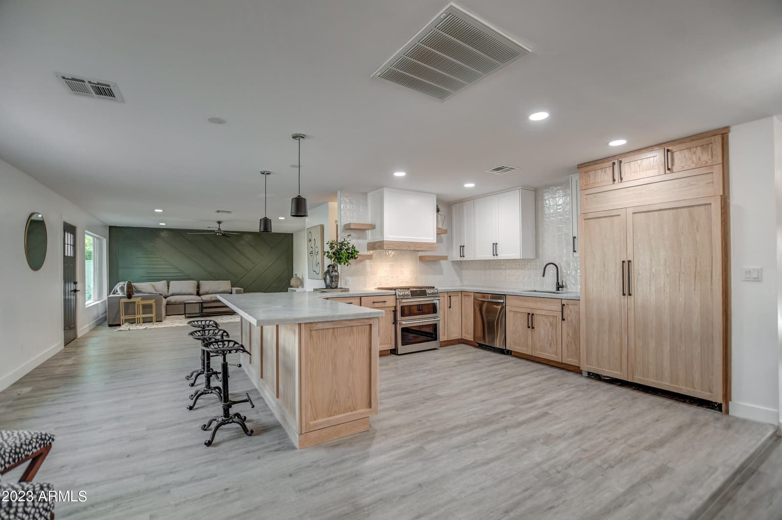 8349 E COLUMBUS Avenue, Scottsdale, AZ 85251 — photo 2 of 56