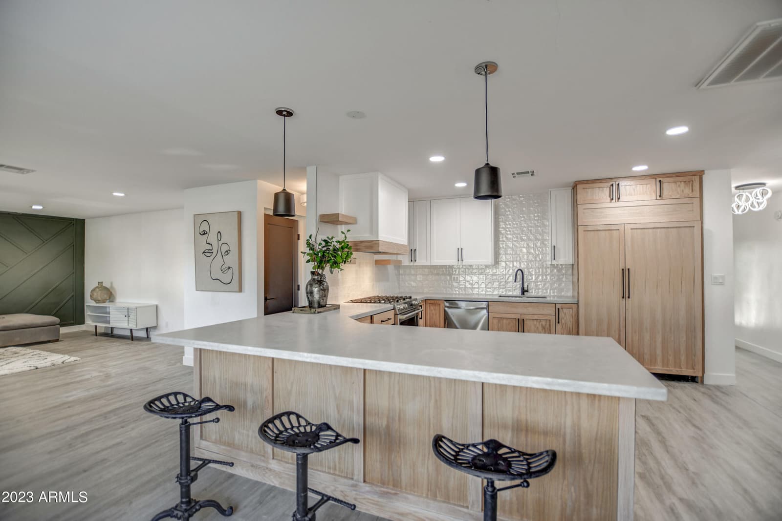 8349 E COLUMBUS Avenue, Scottsdale, AZ 85251 — photo 13 of 56