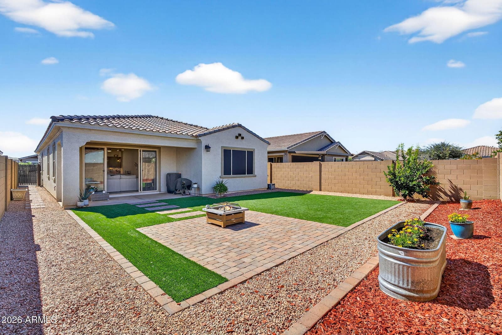 9440 W WILLOW BEND Lane, Phoenix, AZ 85037 — photo 3 of 56