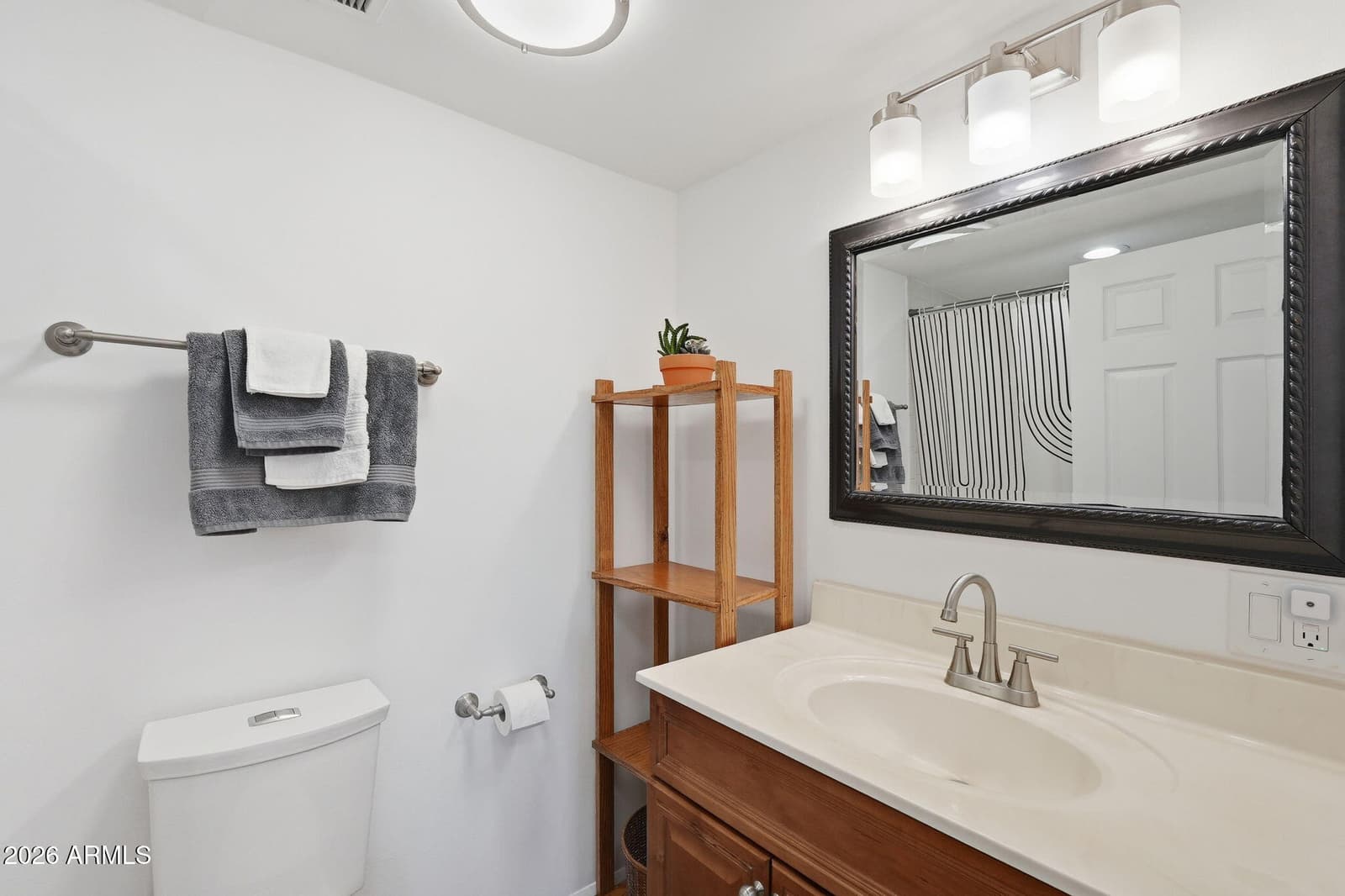 805 N 4TH Avenue 101, Phoenix, AZ 85003 — photo 8 of 26