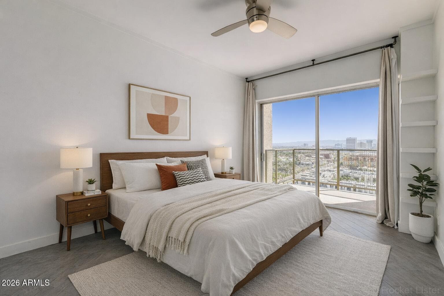 4750 N CENTRAL Avenue E16, Phoenix, AZ 85012 — photo 10 of 29