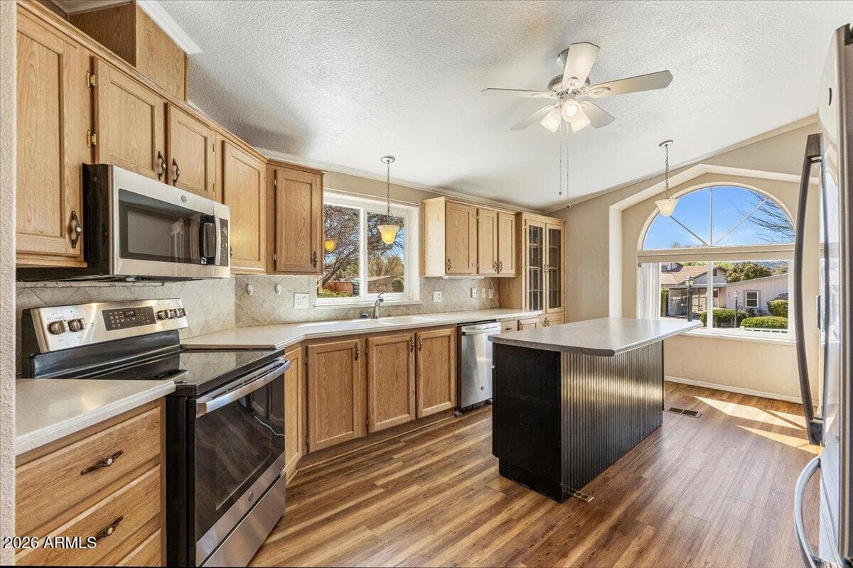 904 W DRIFTWOOD Drive, Payson, AZ 85541 — photo 10 of 44