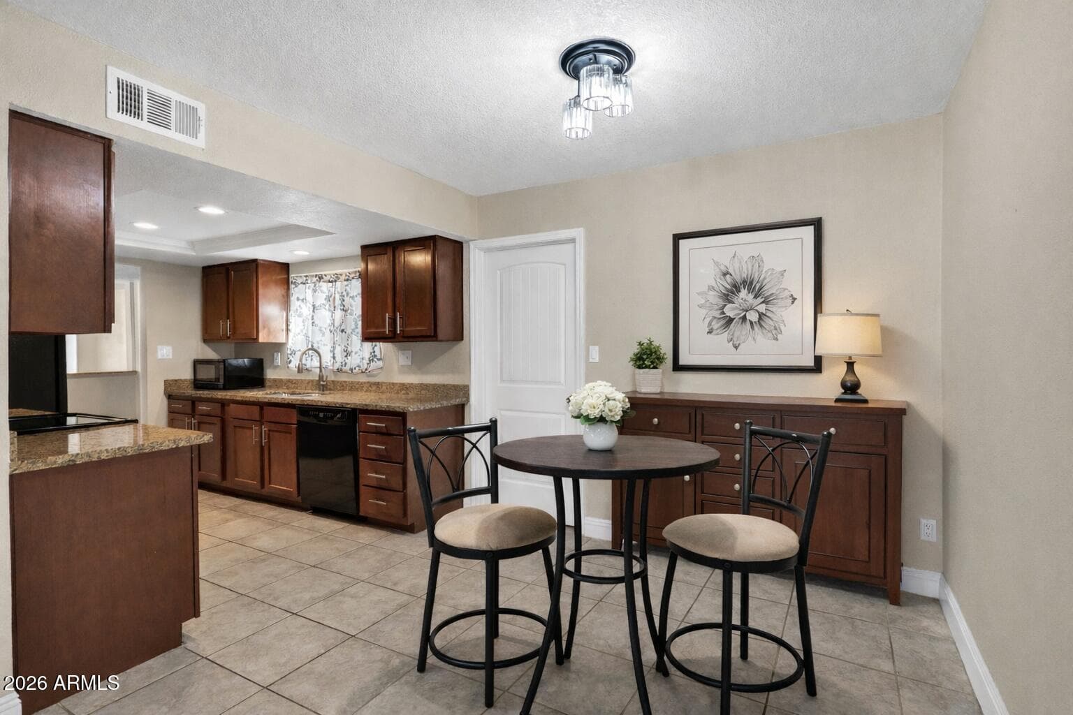 6816 N 29TH Lane, Phoenix, AZ 85017 — photo 11 of 28