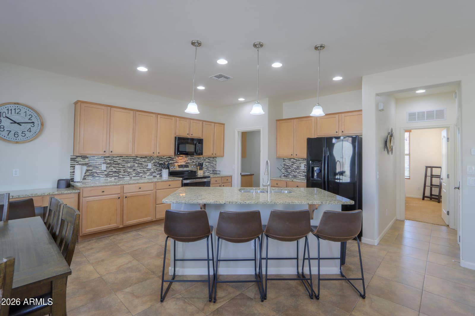 5256 N GILA TRAIL Drive, Eloy, AZ 85131 — photo 6 of 27