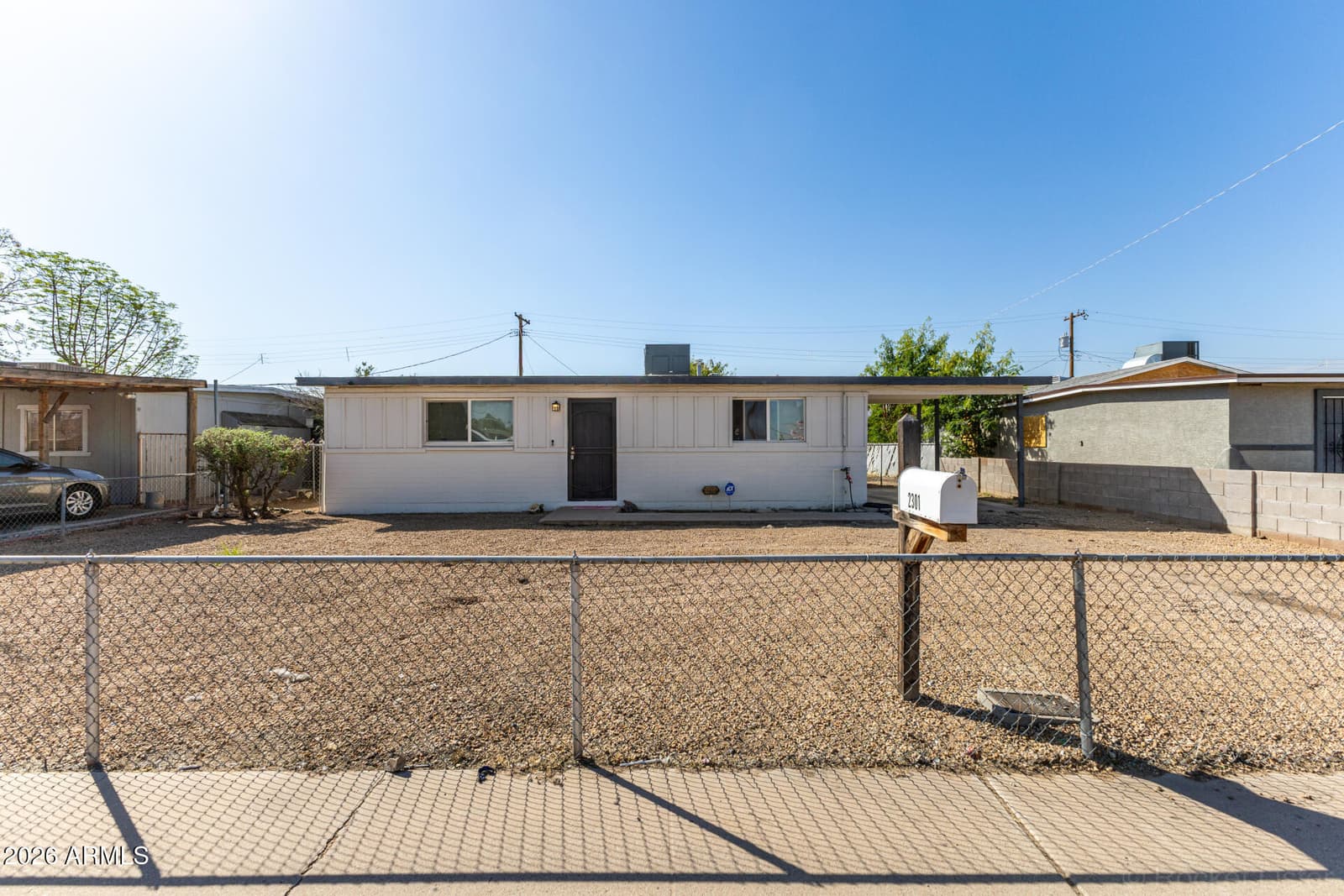 2301 E LYNNE Lane, Phoenix, AZ 85042 — photo 1 of 17