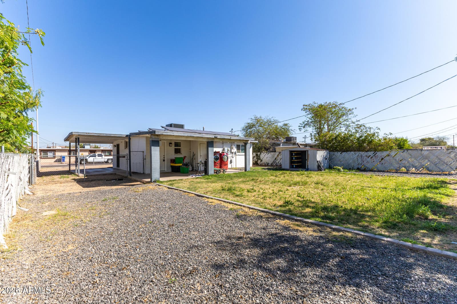2301 E LYNNE Lane, Phoenix, AZ 85042 — photo 13 of 17