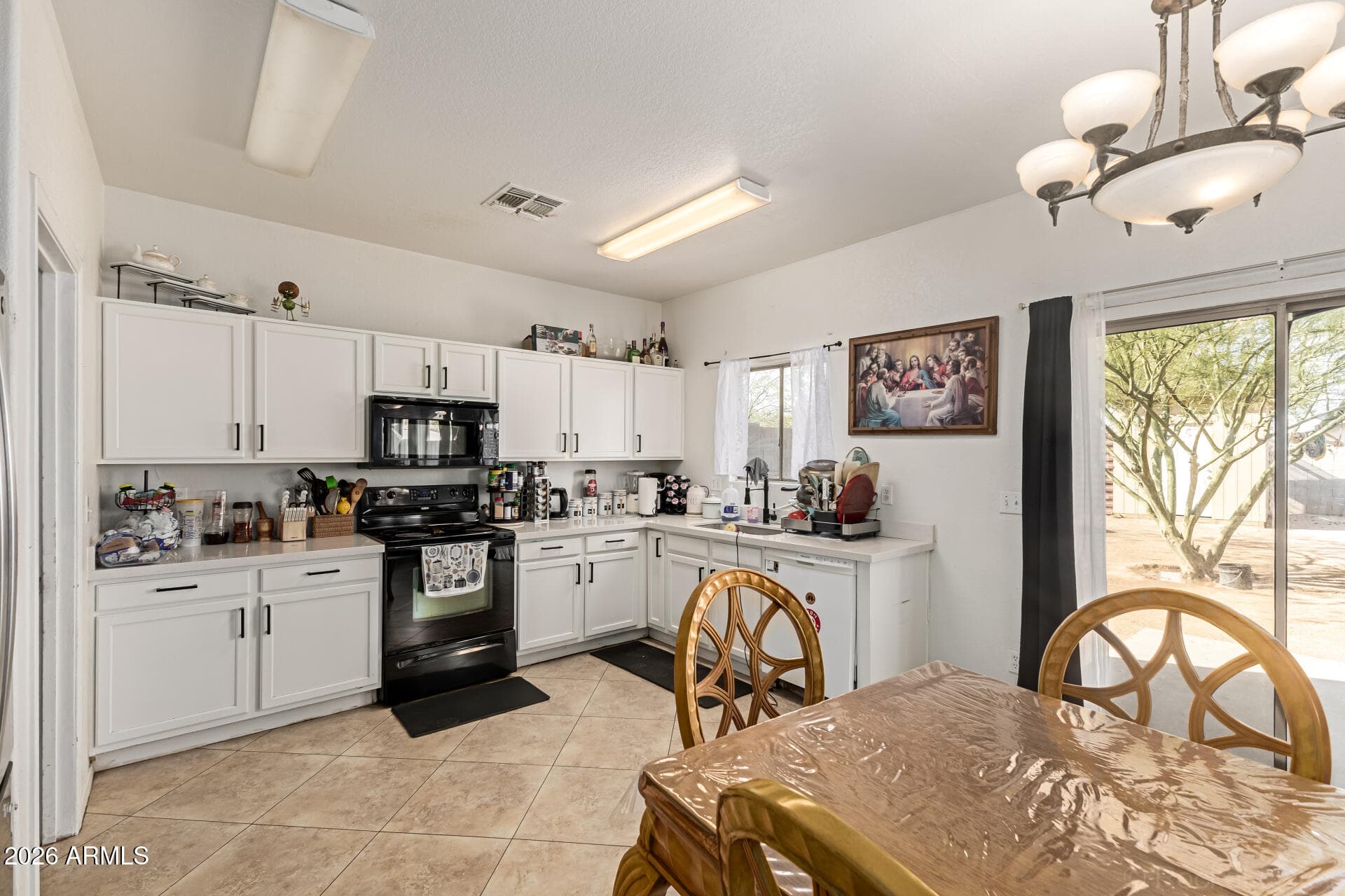 1126 E COWBOY COVE Trail, San Tan Valley, AZ 85143 — photo 11 of 32