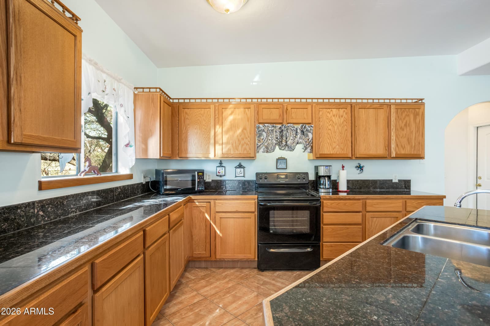 3135 W GREEN PARK Drive, Benson, AZ 85602 — photo 3 of 40