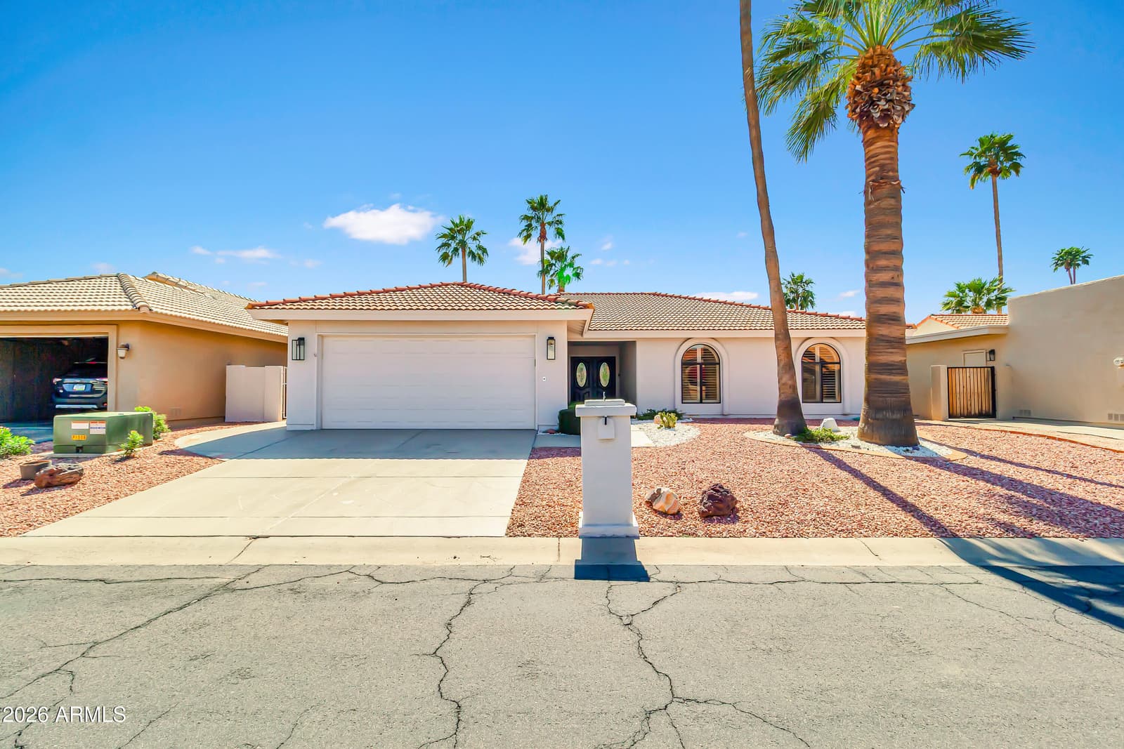 10831 E Sunnydale Drive, Sun Lakes, AZ 85248 — photo 1 of 35