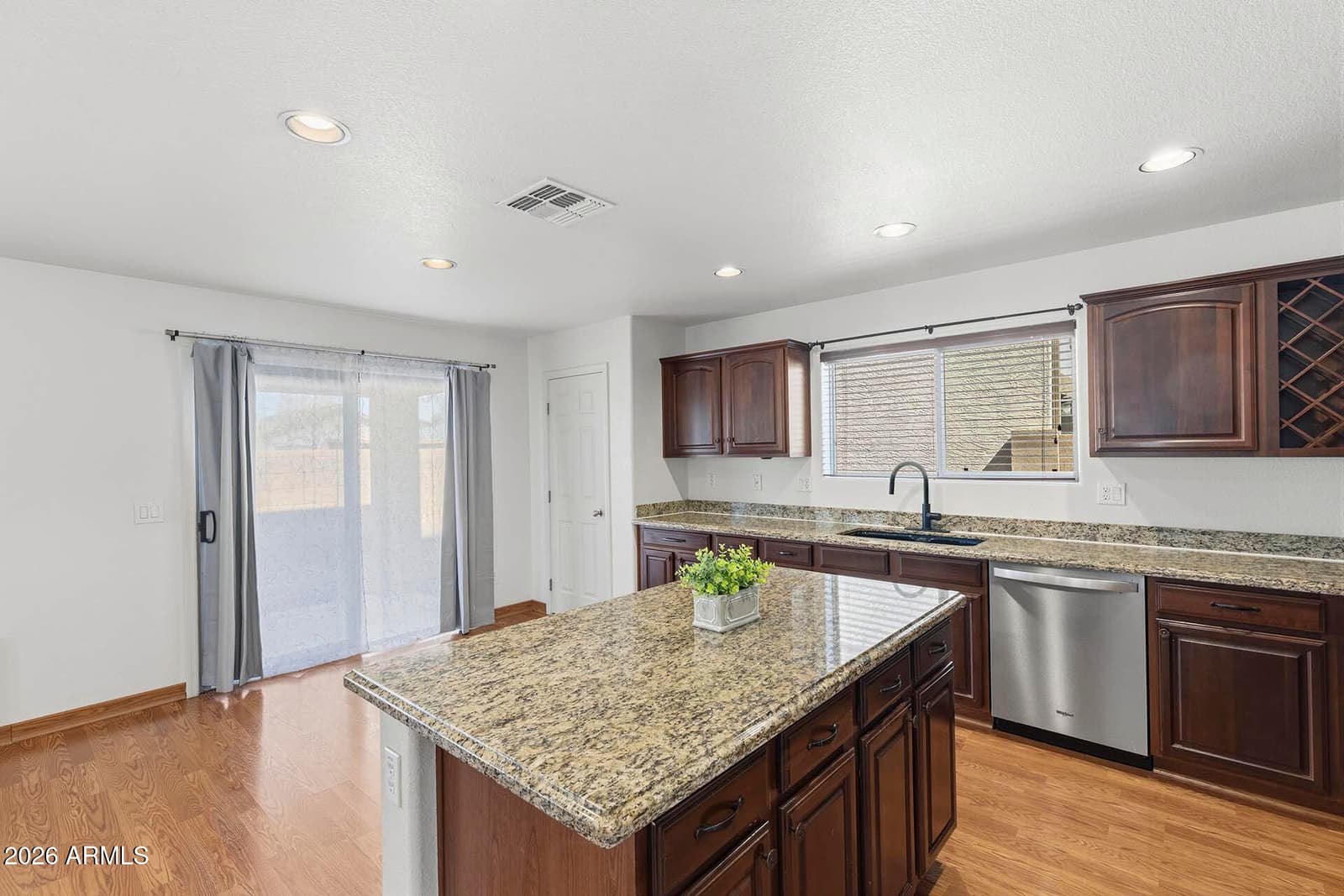 6430 W BARBARA Avenue, Glendale, AZ 85302 — photo 24 of 67