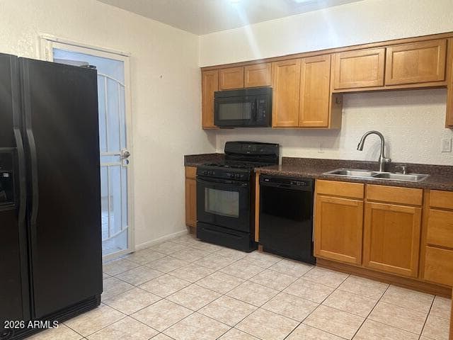 4938 E DE MEDICI Drive, Sierra Vista, AZ 85635 — photo 8 of 50