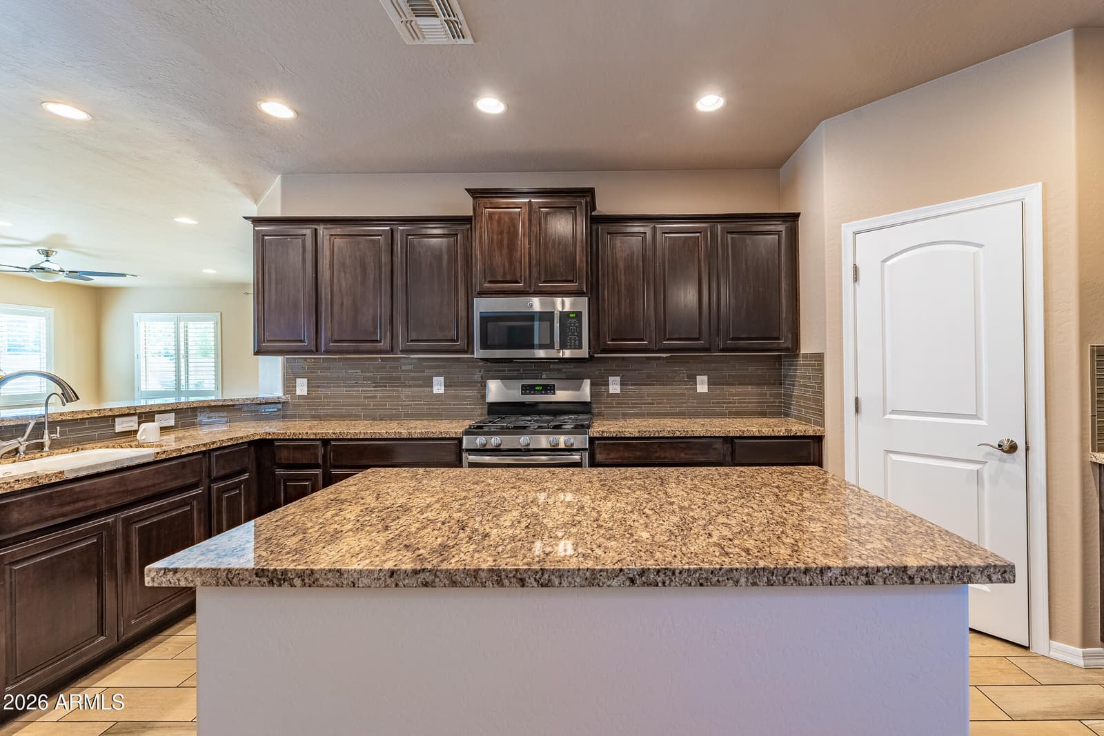 4421 E SAINT JOHN Road, Phoenix, AZ 85032 — photo 34 of 46