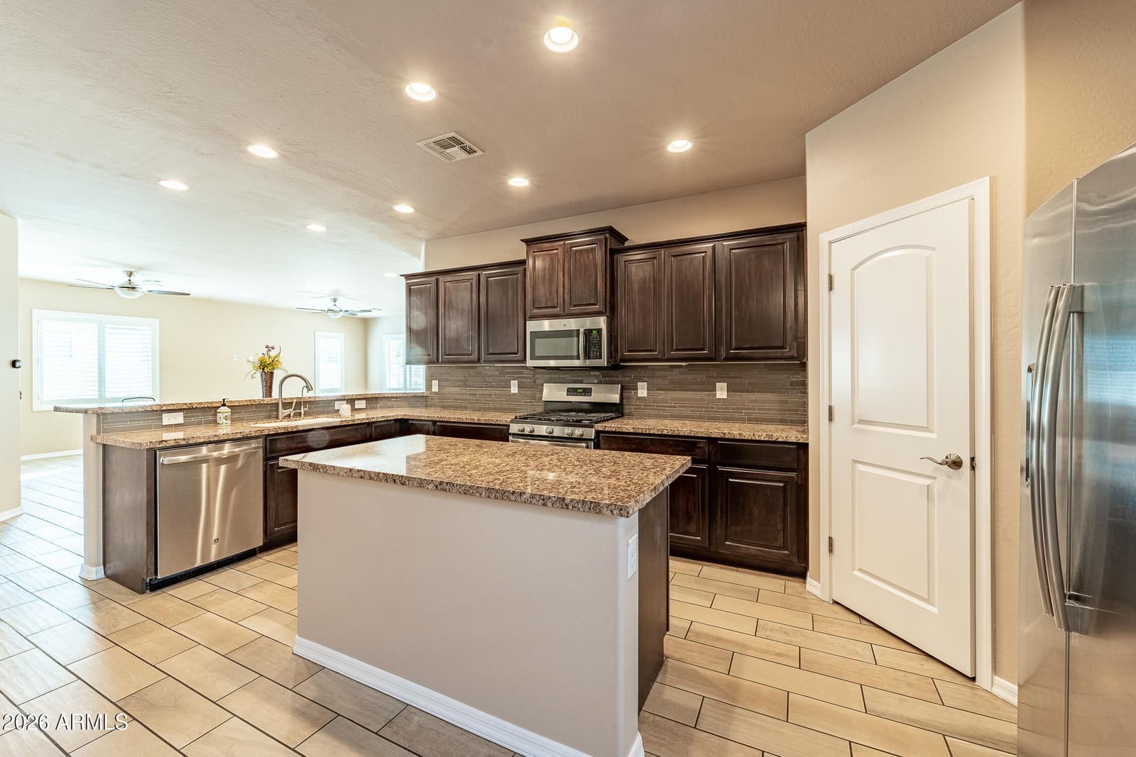 4421 E SAINT JOHN Road, Phoenix, AZ 85032 — photo 36 of 46