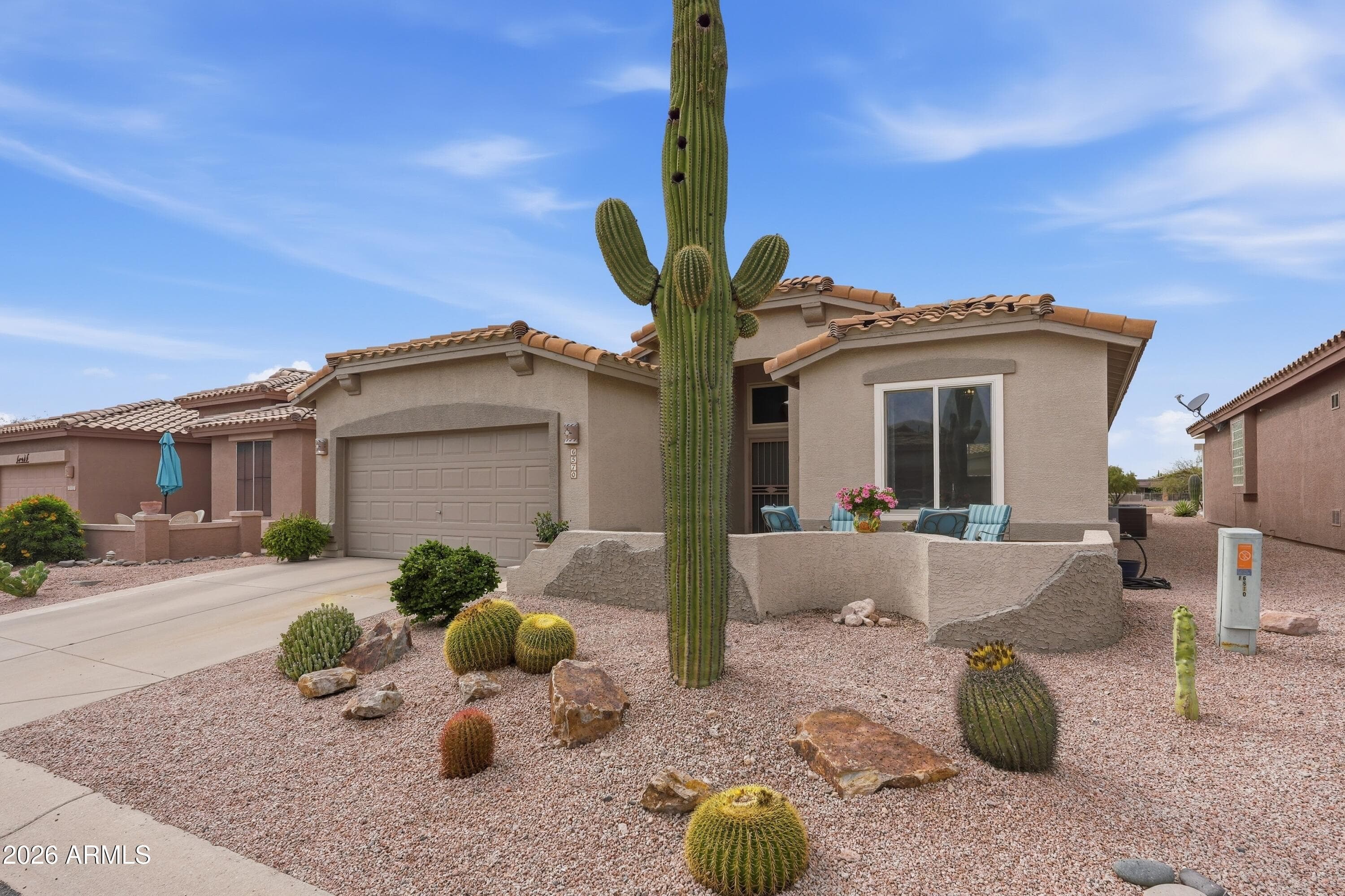 6570 S FRONT NINE Drive, Gold Canyon, AZ 85118 — photo 3 of 25