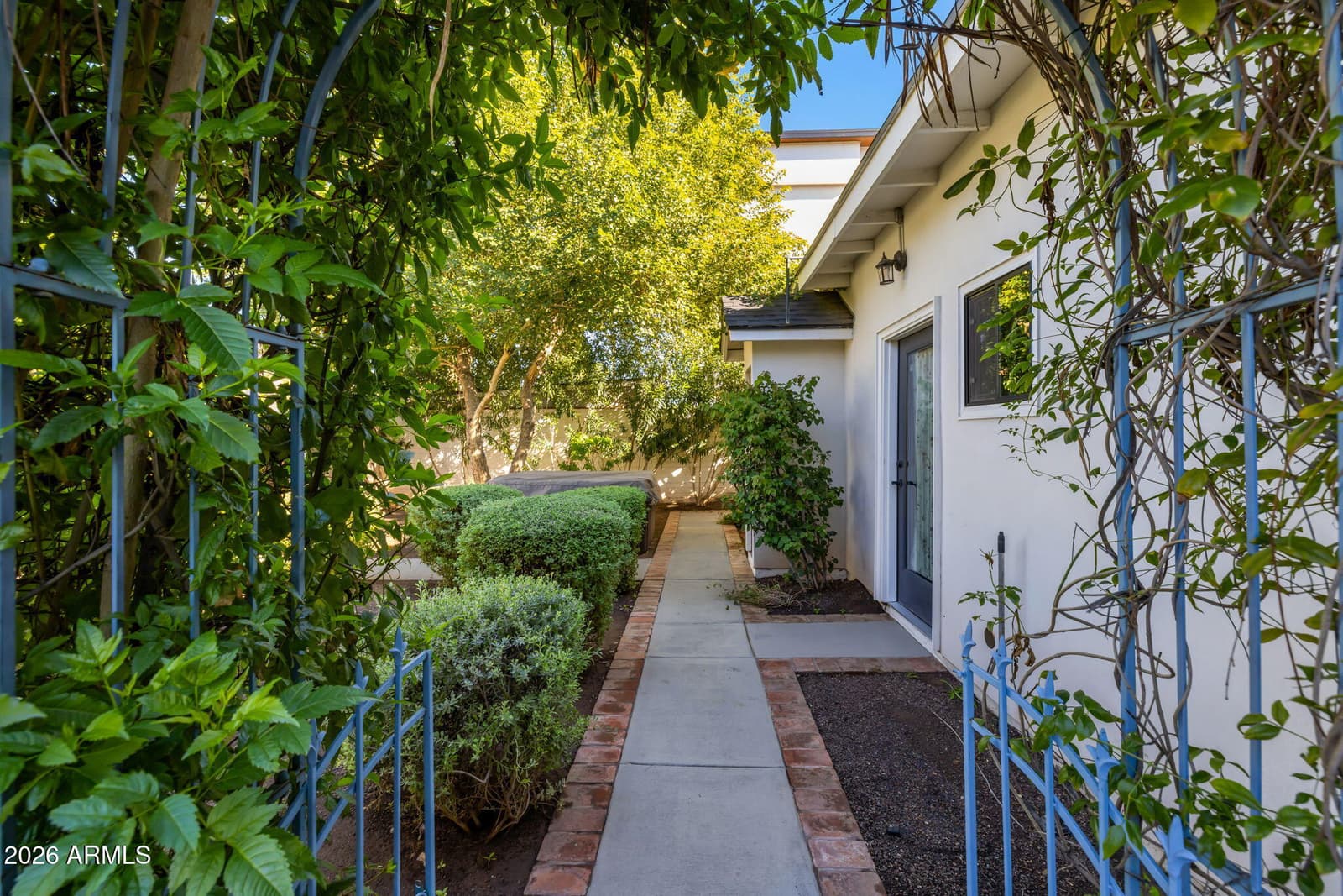 4402 E TURNEY Avenue, Phoenix, AZ 85018 — photo 46 of 49