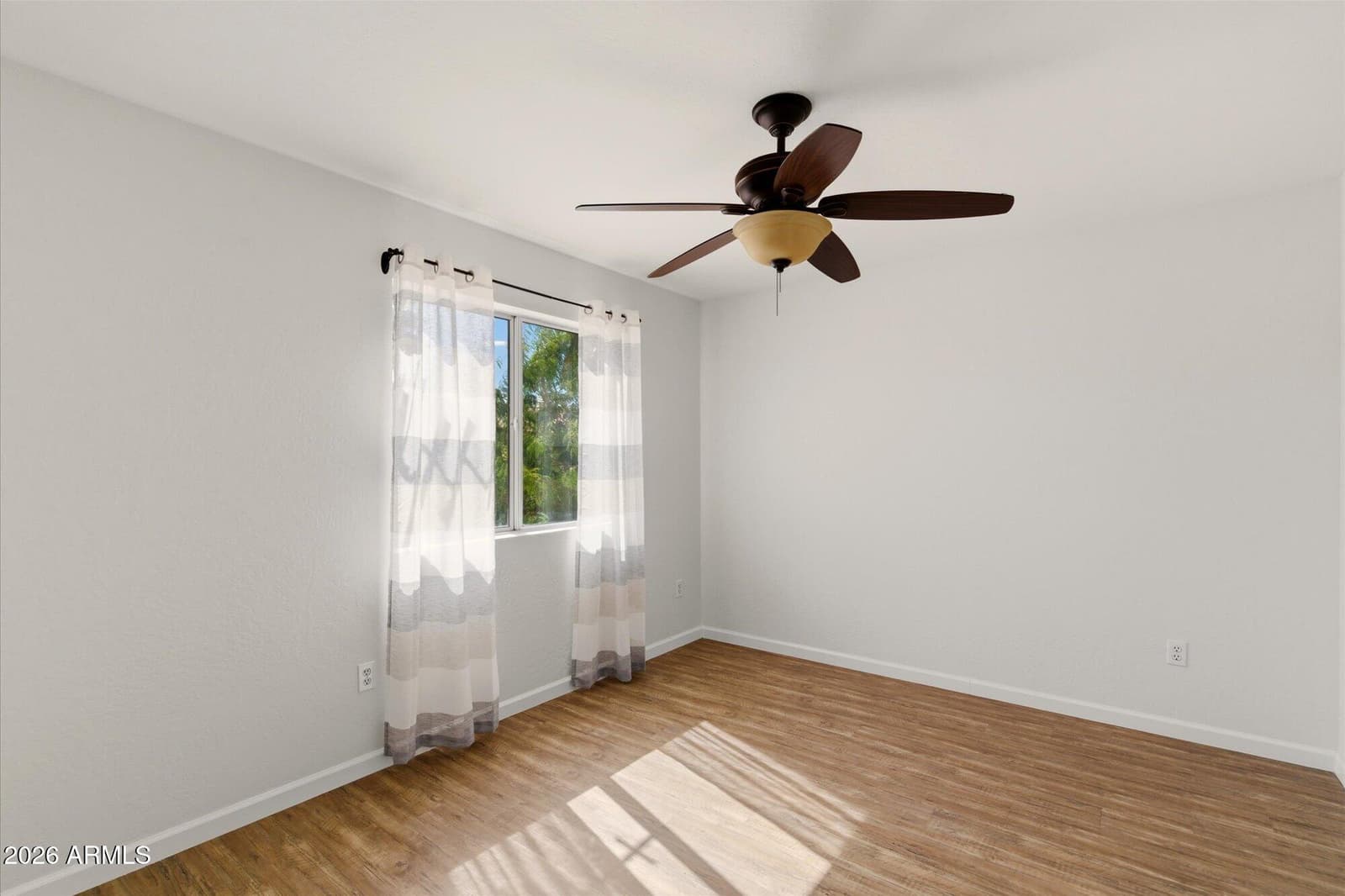1723 E Blackhawk Drive E, Phoenix, AZ 85024 — photo 21 of 33