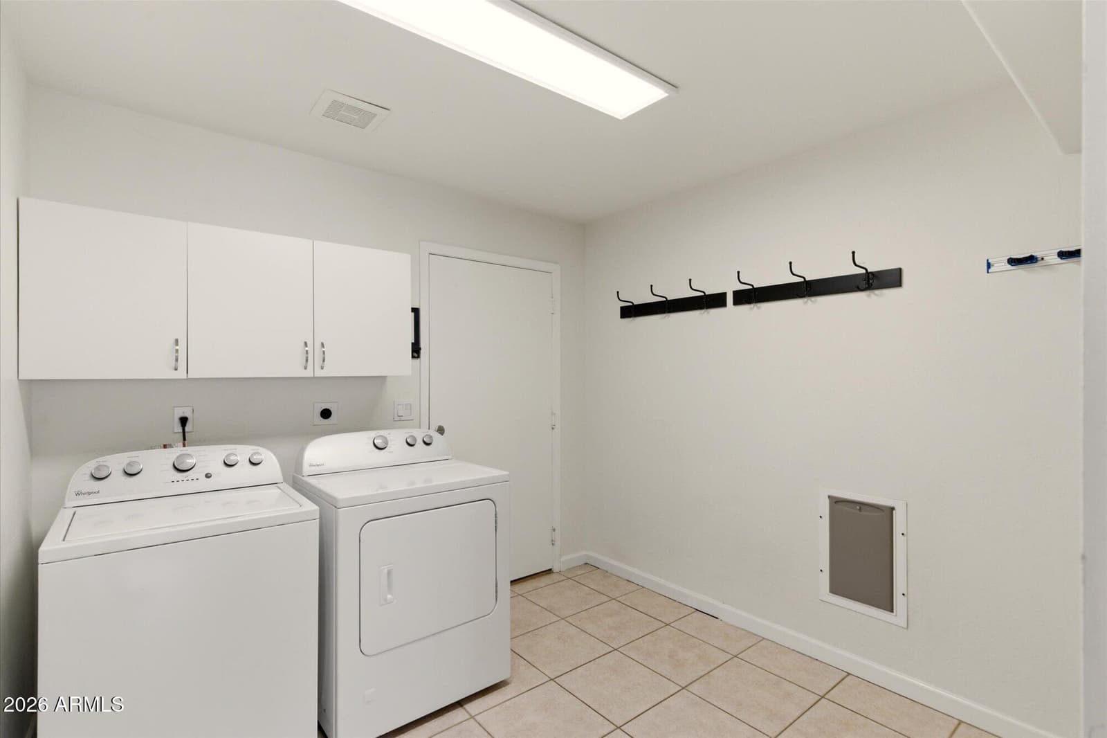 1723 E Blackhawk Drive E, Phoenix, AZ 85024 — photo 13 of 33