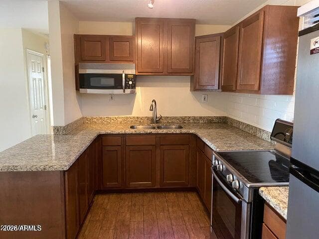925 E HENRY Street, Tempe, AZ 85288 — photo 9 of 20
