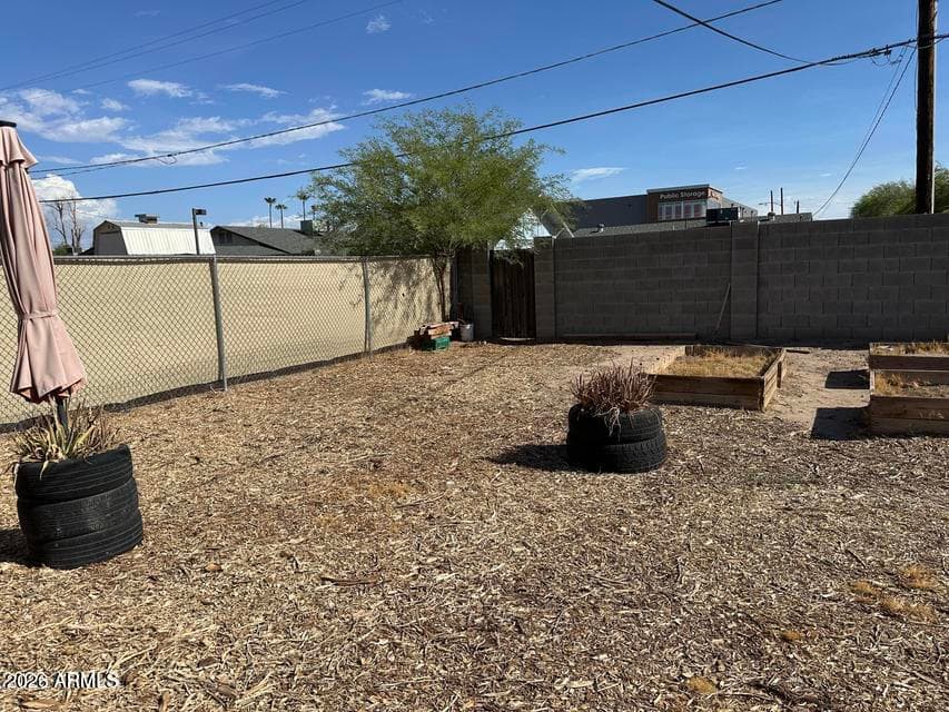 925 E HENRY Street, Tempe, AZ 85288 — photo 5 of 20