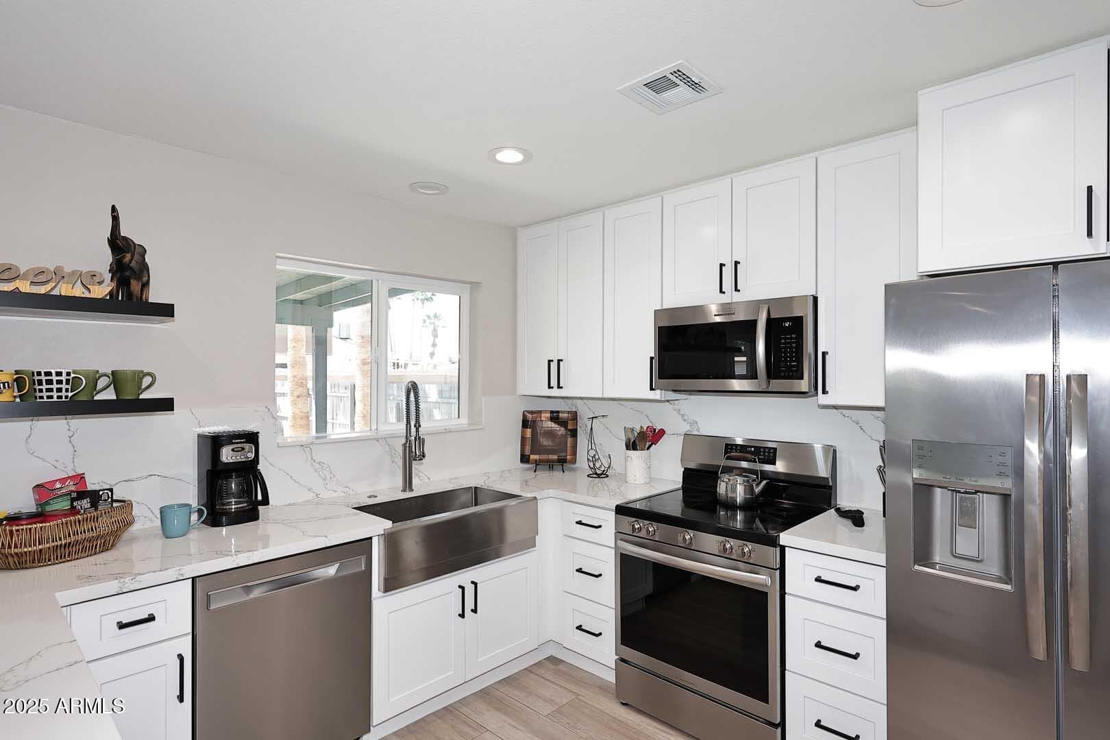 325 W SAN ANGELO Street, Gilbert, AZ 85233 — photo 13 of 35